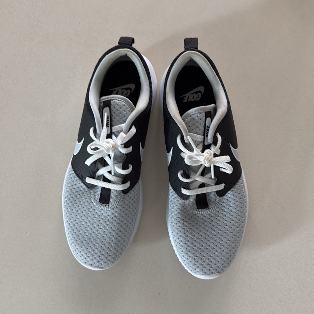 NIKE GOLF SHOES